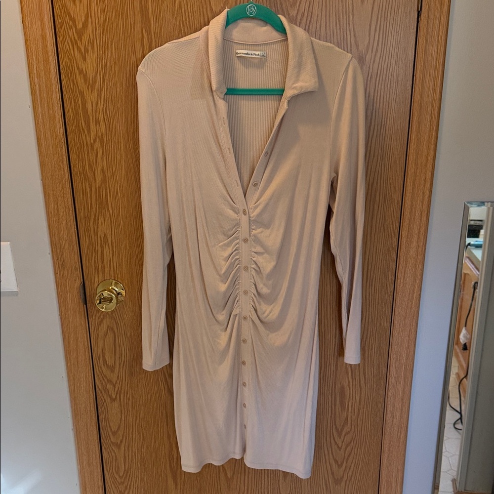 Abercrombie & Fitch Tall Cream Long Sleeve Ruched Dress